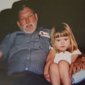 Meet your Posher, Sam